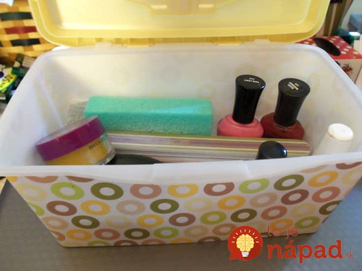 Repurposed-Baby-Wipe-Containers44