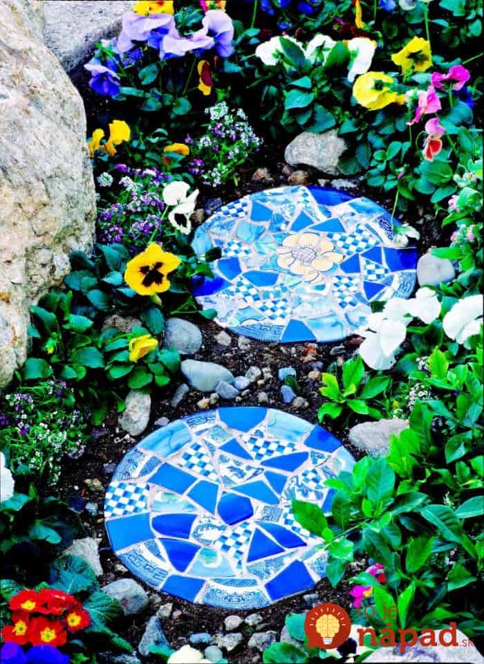 AD-Beautiful-DIY-Stepping-Stone-Ideas-To-Decorate-Your-Garden-02