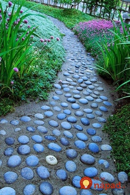 awesome-garden-stone-paths-4