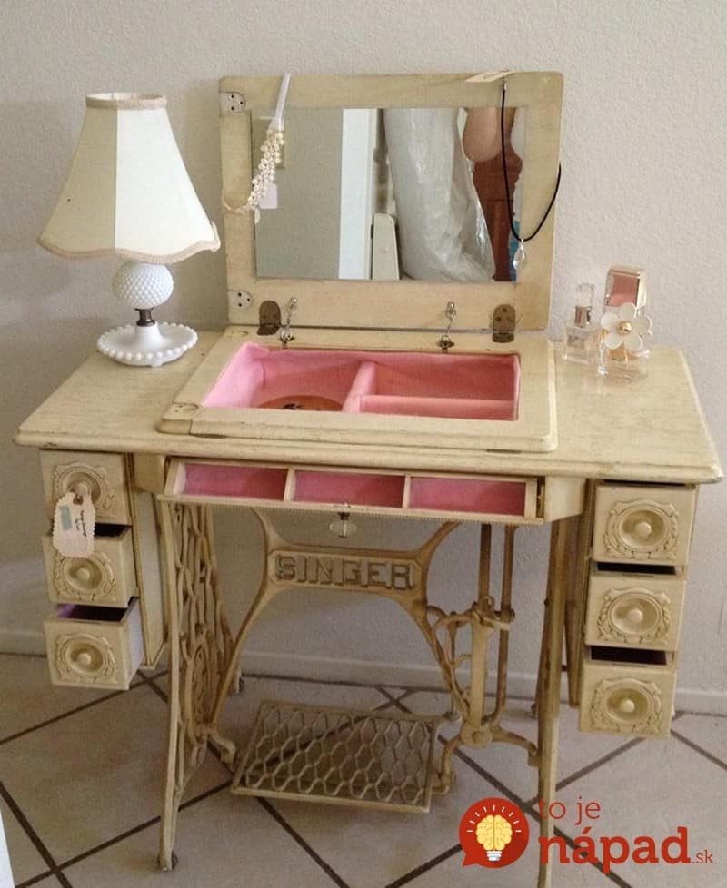 Upcycled-Old-Sewing-Machine-Table-05