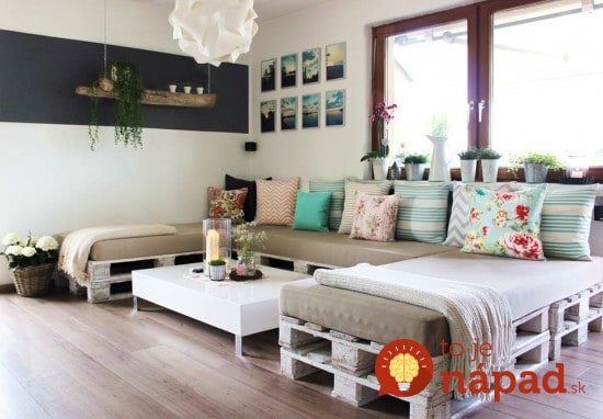How-To-Make-A-Pallet-Lounge-