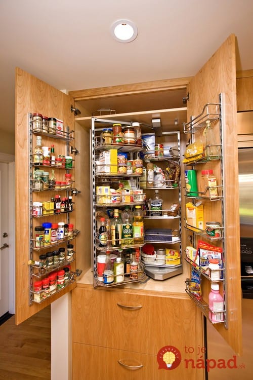 Kitchen-pantry-cabinet-organization-for-a-well-organized-space