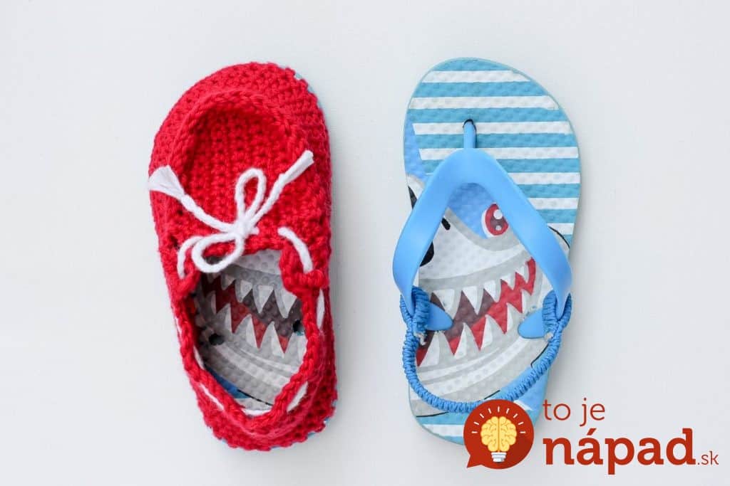 crochet-toddler-slippers-flip-flop-soles-12