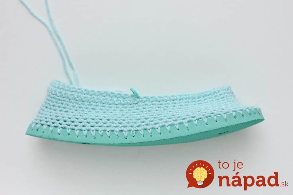 free-crochet-slipper-pattern-flip-flops-10