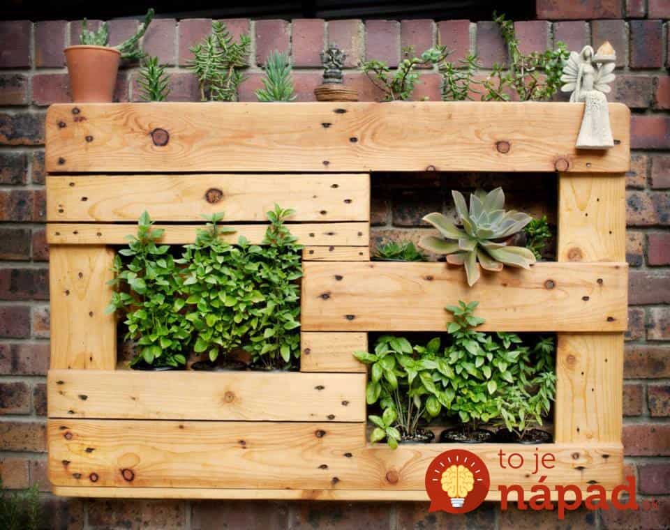 pallet-wall-hanging-succulent-planter-with-pot-organizer