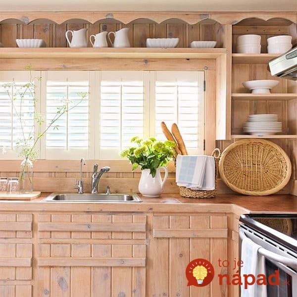 adding-more-flair-to-your-kitchen-with-reclaimed-wood-cabinetry