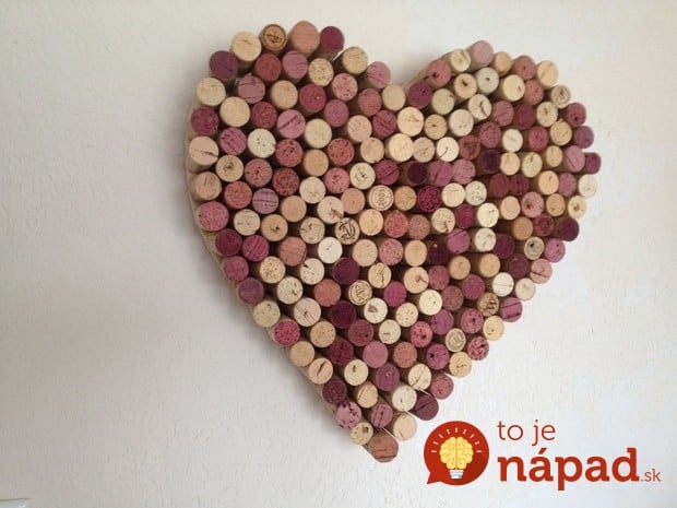 creative-valentines-day-decor-heart-shaped-wine-corks-craft-amazing-recycled-decoration-idea