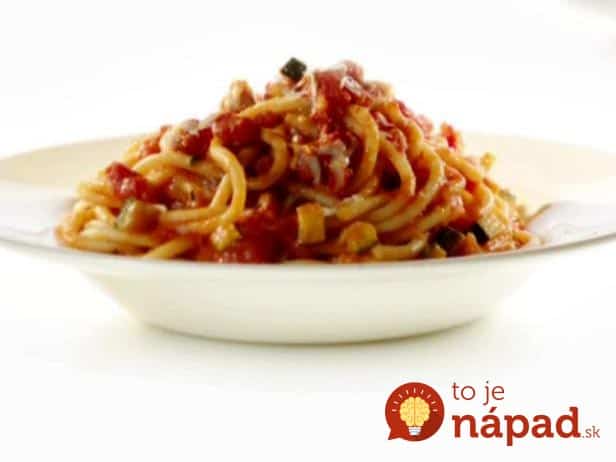 wr0608h_zucchini-tomato-sauce-with-fat-spaghetti-recipe_s4x3-jpg-rend-sni18col