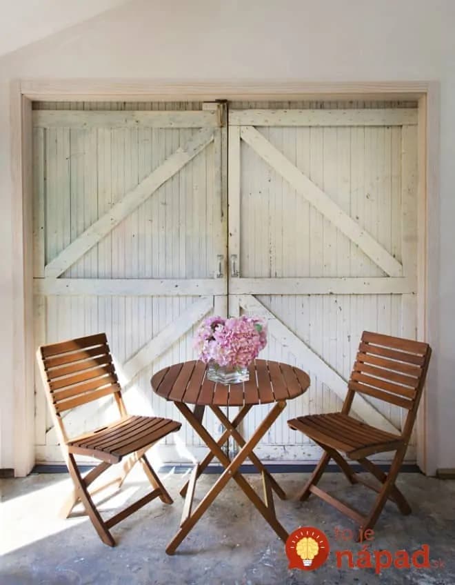 Obrazom: Dvojica premenila garáž na malý raj