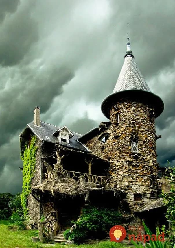 20 rozprávkových lesných domčekov