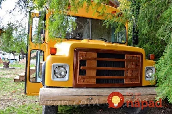 Starý školský autobus premenili na niečo neuveriteľné