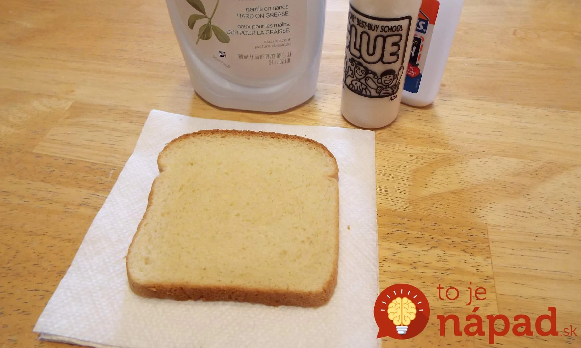 Čo vznikne, keď spojíte starší kúsok chleba s lepidlom a trochou saponátu? Výsledok vás milo prekvapí!