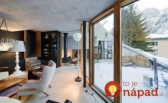 Tento dom vyzerá zvnútra celkom normálne. Keď ho však uvidíte zvonku pochopíte, že je výnimočný!