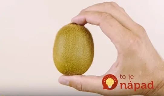 Ako ošúpať kivi za 3 sekundy?