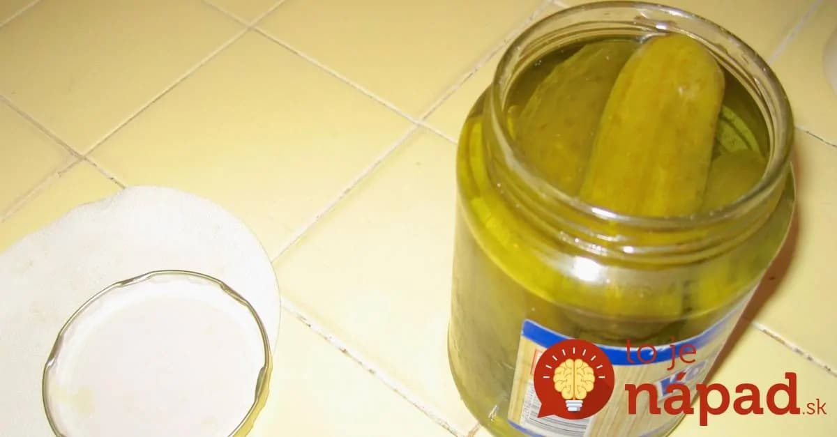 TOTO je dôvod, prečo by ste nikdy nemali vylievať nálev z kyslých uhoriek