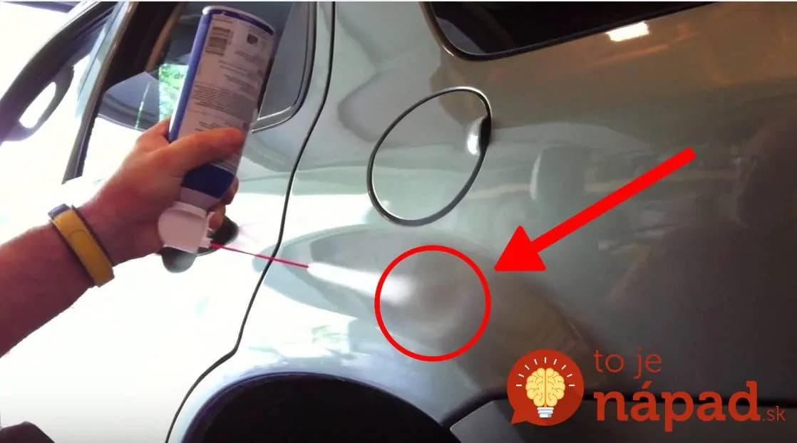 Ako opraviť malú jamku na povrchu auta?