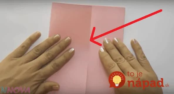 Geniálny tip, vďaka ktorému zabalíte vianočné darčeky krajšie, ako z obchodu!