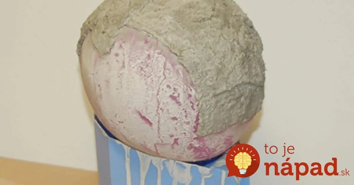 Balón obalila gázou a betónovou zmesou: Nikdy by sme neverili, že z toho môže vzniknúť taká krásna vec!