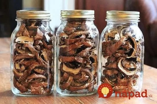 Cenná rada od skúsenej hubárky: Ak urobíte so sušenými hubami toto, ostanú voňavé a nenapadnú ich škodcovia!