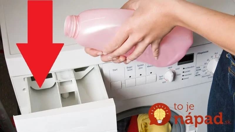 Keď som kupovala drahé kapsule, práčka začala zapáchať a dobre neprala: Dala som na radu švagrinej a už mesiace periem skoro zadarmo!