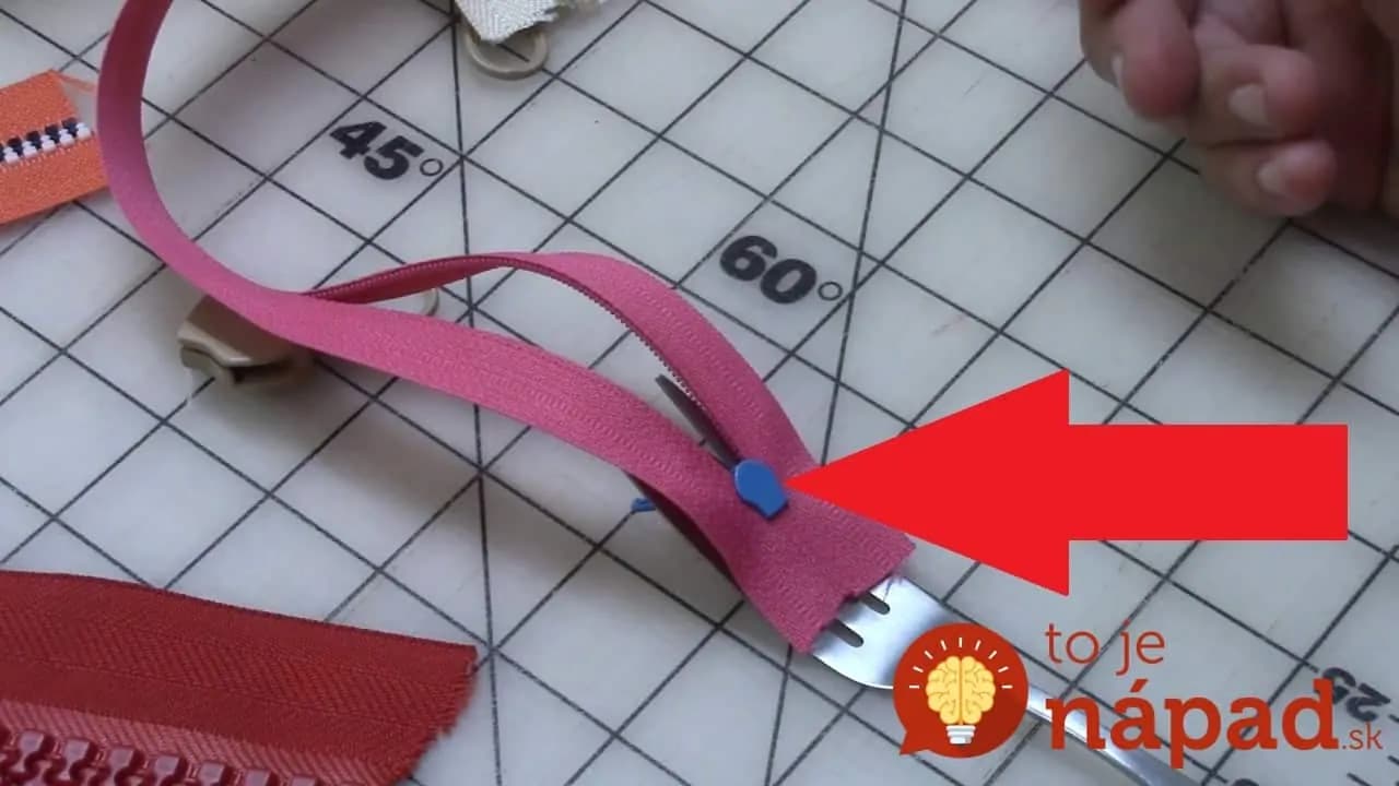 Krajčírka ukázala perfektný trik, ako navliecť pokazený zips za pár sekúnd: Škoda, že sme to nevideli skôr – geniálne!