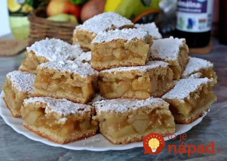 Krehký jablkový koláč so škoricou: Neuveriteľne lahodný a ľahký ako obláčik – nepoznám nikoho, kto by mu odolal!