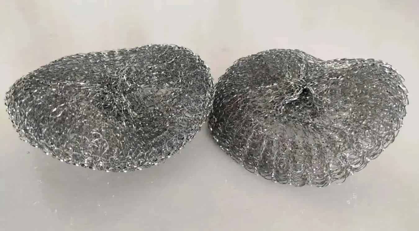 Tento nápad som videla v drahom obchode a hneď som to musela vyskúšať: Toto mám z obyčajnej DRÔTENKY!