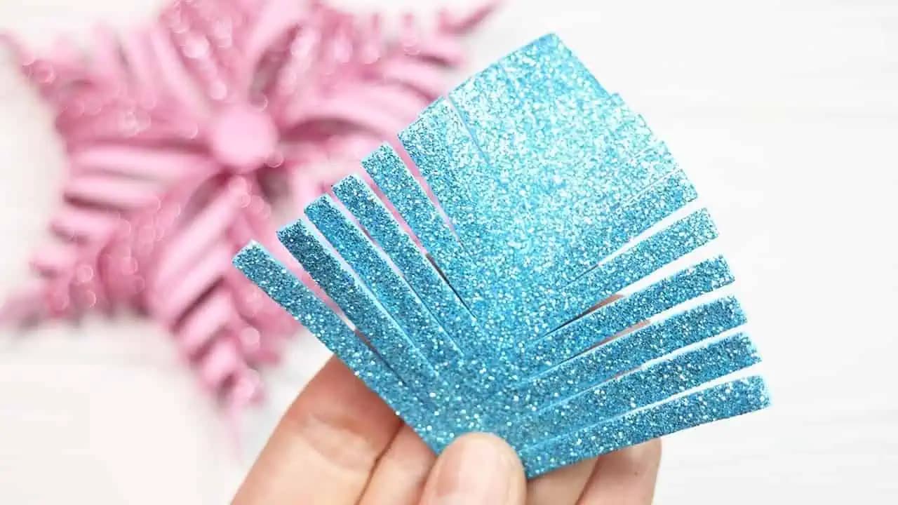 Prekrásne vianočné ozdoby, ktoré nestoja skoro nič a takto jednoducho si ich vyrobíte doma!