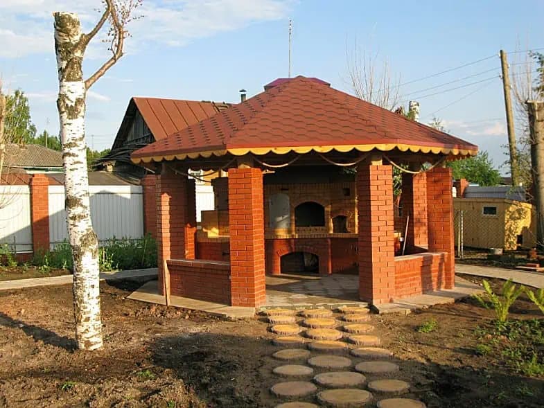 Postavte si KRÁSNY záhradný altánok s grilom: FOTOPOSTUP krok za krokom, s ktorým to hravo zvládnete!