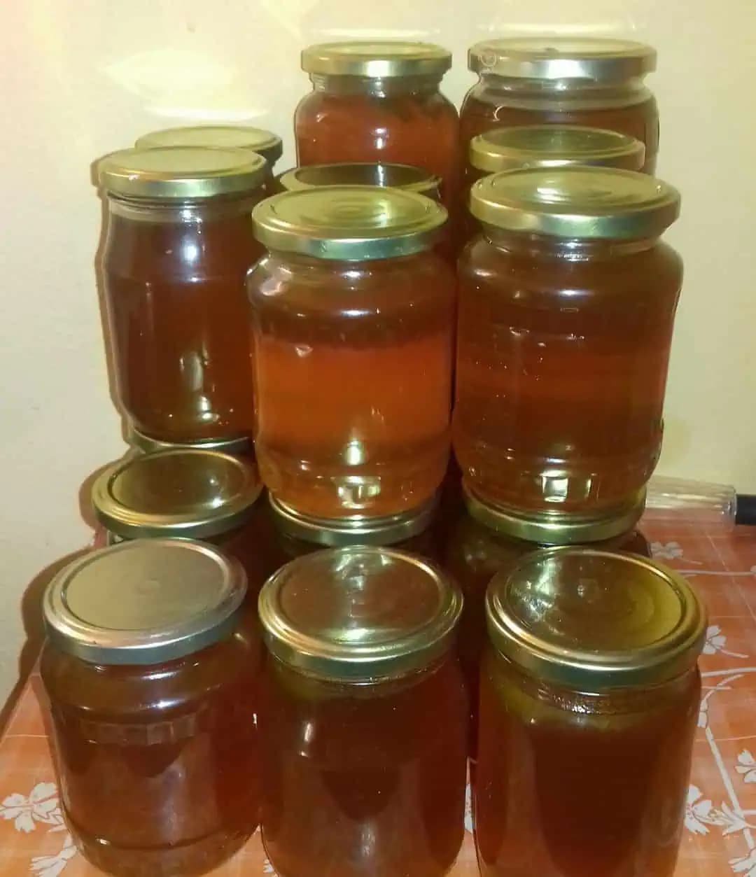 TU je návod, ako okamžite rozpoznať rozdiel medzi pravým a falošným medom!