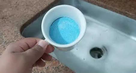 Upchatý odtok je minulosťou: Vďaka tejto metóde ho okamžite vyčistíte a pomáha aj proti zápachu!