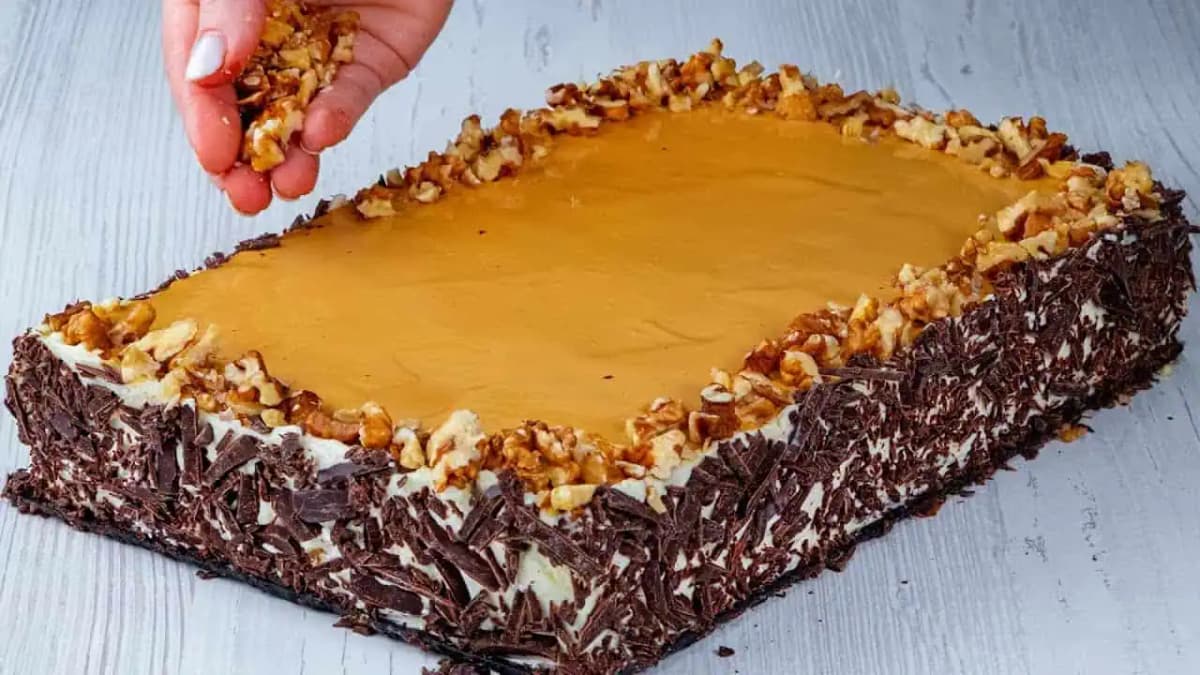 Tento koláč robím KAŽDÝ VÍKEND: Lacný a fantasticky chutný recept bez pečenia!
