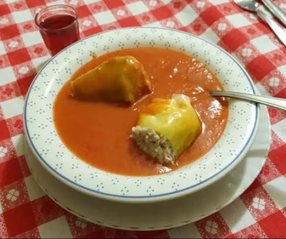 ŠÉFKUCHÁR poradil jednoduchý TRIK, s ktorým bude plnená paprika oveľa chutnejšia: Sksúte to, keď ju budete najbližšie variť!