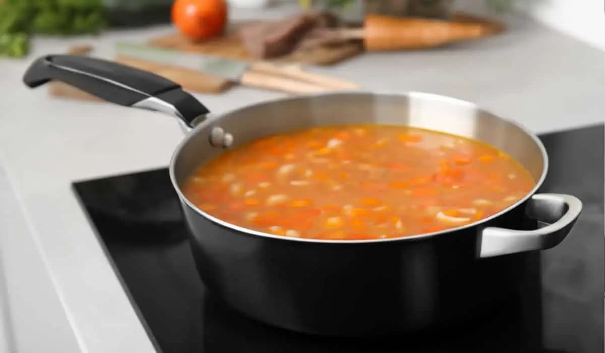 Kto zje túto polievku, nedostane ani nádchu – hovorila moja babička: RECEPT, ktorý posilní zdravie, odháňa choroby a výborne chutí!