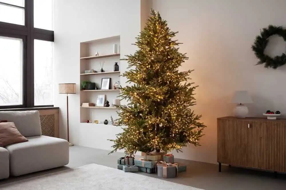 Vianoce 2023: Trendy v zdobení vianočných stromčekov