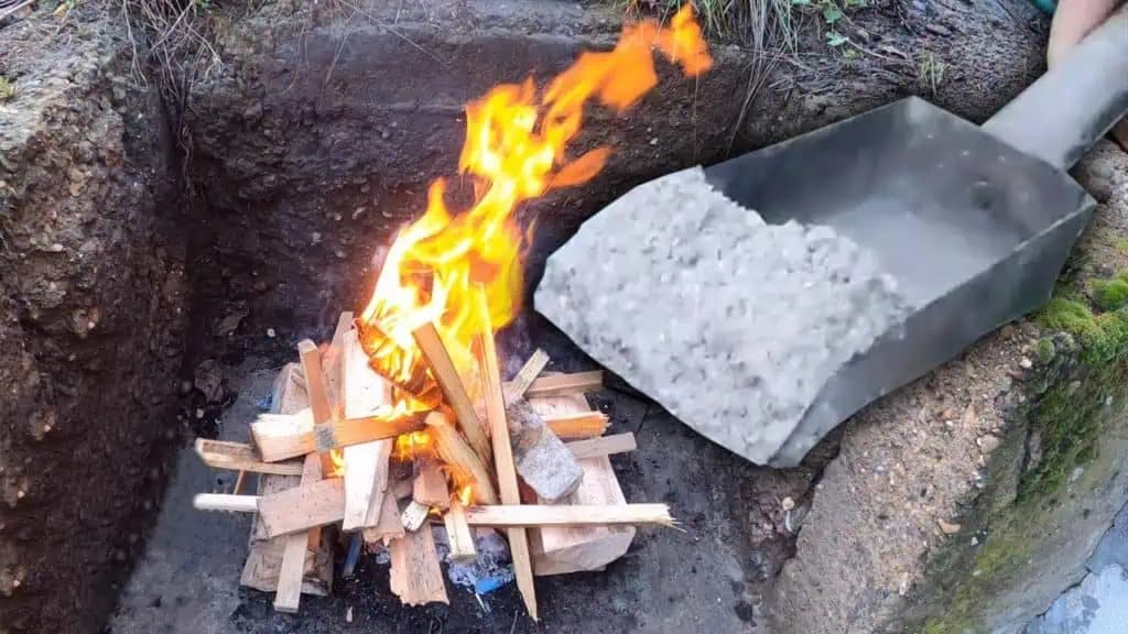 Keď to uvidíte, už NIKDY nebudete vyhadzovať popol: Poraďte to KAŽDÉMU, kto kúri drevom!