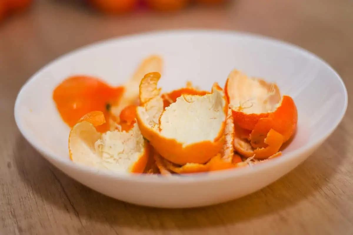 Na toto som predtým míňala veľa peňazí: Teraz viem, že mandarínkové šupky stačí zaliať jednou prísadou a efekt bude rovnaký!