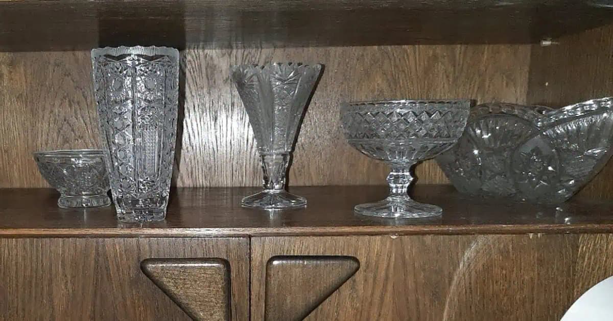 Máte ešte doma tieto kúsky z čias socializmu? V komode sa vám možno váľajú kusy za STOVKY EUR: Zberatelia o ne doslova prosia!