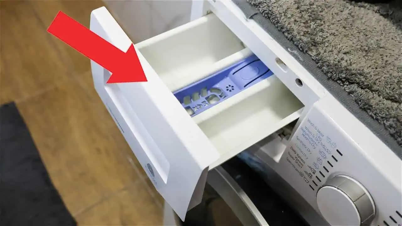 Vezmem LEN 1 balíček je ako nová: Rokmi overený spôsob, ako vyčistiť komplet celú zásuvku v práčke!