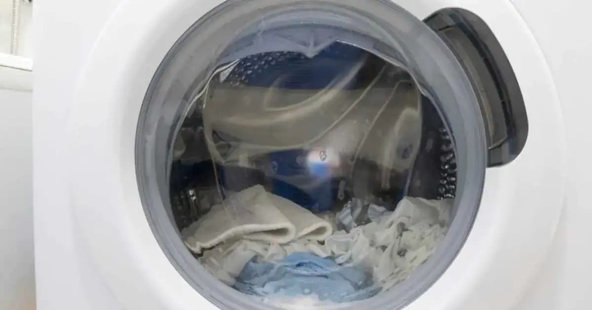 Tajná prísada pre vždy žiarivo bielu a čistú bielizeň!