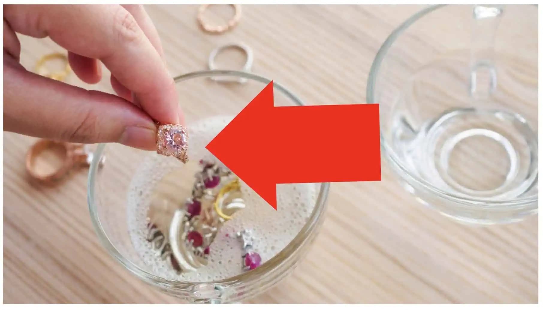 PRSTENE ako od klenotníka: Rokmi overený spôsob, ako vyčistiť komplet všetko zlato!