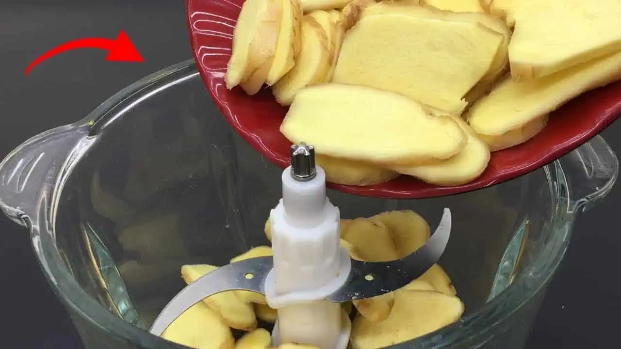 Robím to vždy, keď kúpim zázvor: Vydrží čerstvý celý rok a nekazí sa!