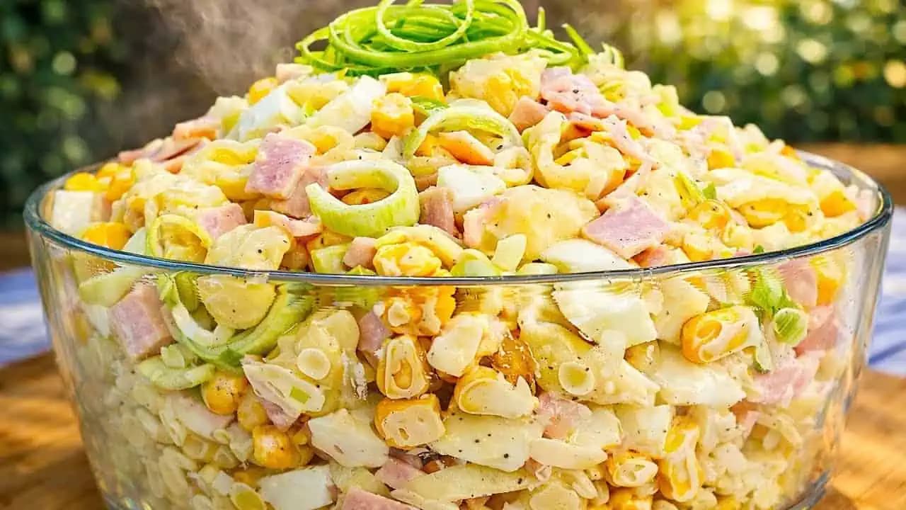 Jarný šalát, ktorý zmizne zo stola do 5 minút: Neuveriteľne ľahký a chutný!