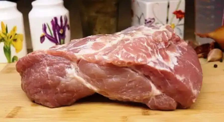 MORAVSKÁ krkovička podľa tajného receptu môjho deda: Najjednoduchší recept na lahodné mäso BEZ rúry!