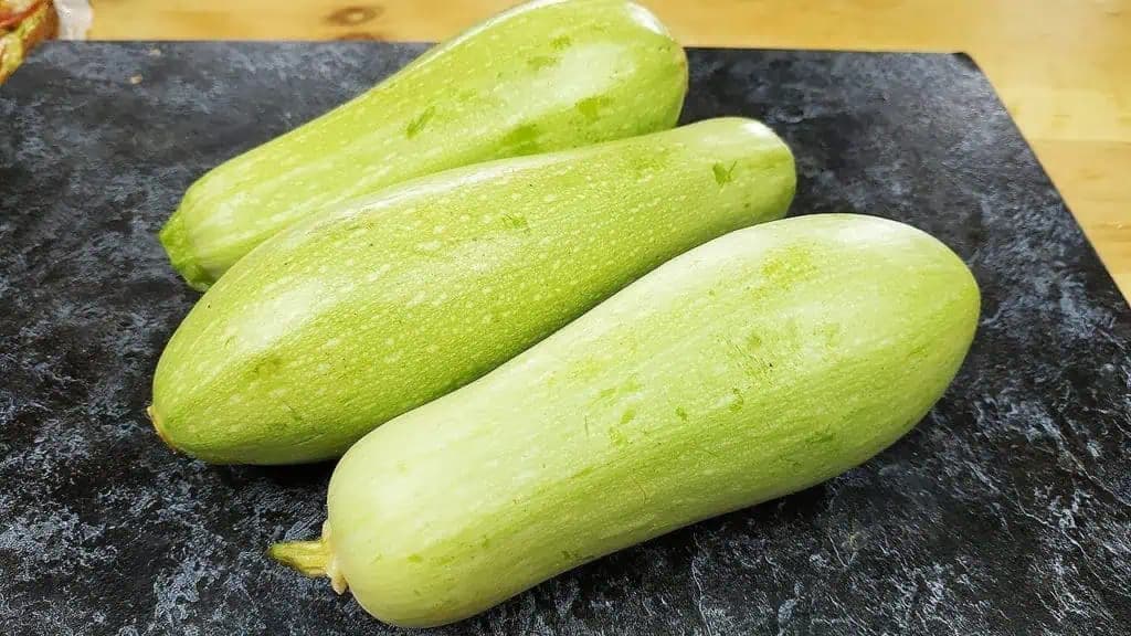 Tento recept z cukety valcuje internet: Zabudnite na trojobal a smaženie, na tomto fičíme celé leto – nedá sa odolať!