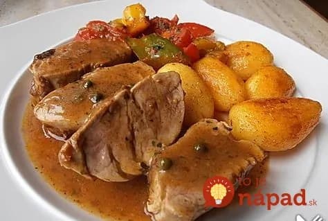 Prírodný bravčový plátok na horčici a cesnaku: Kto chce rýchly a fantasticky chutný obed, nech sa drží tohoto receptu!
