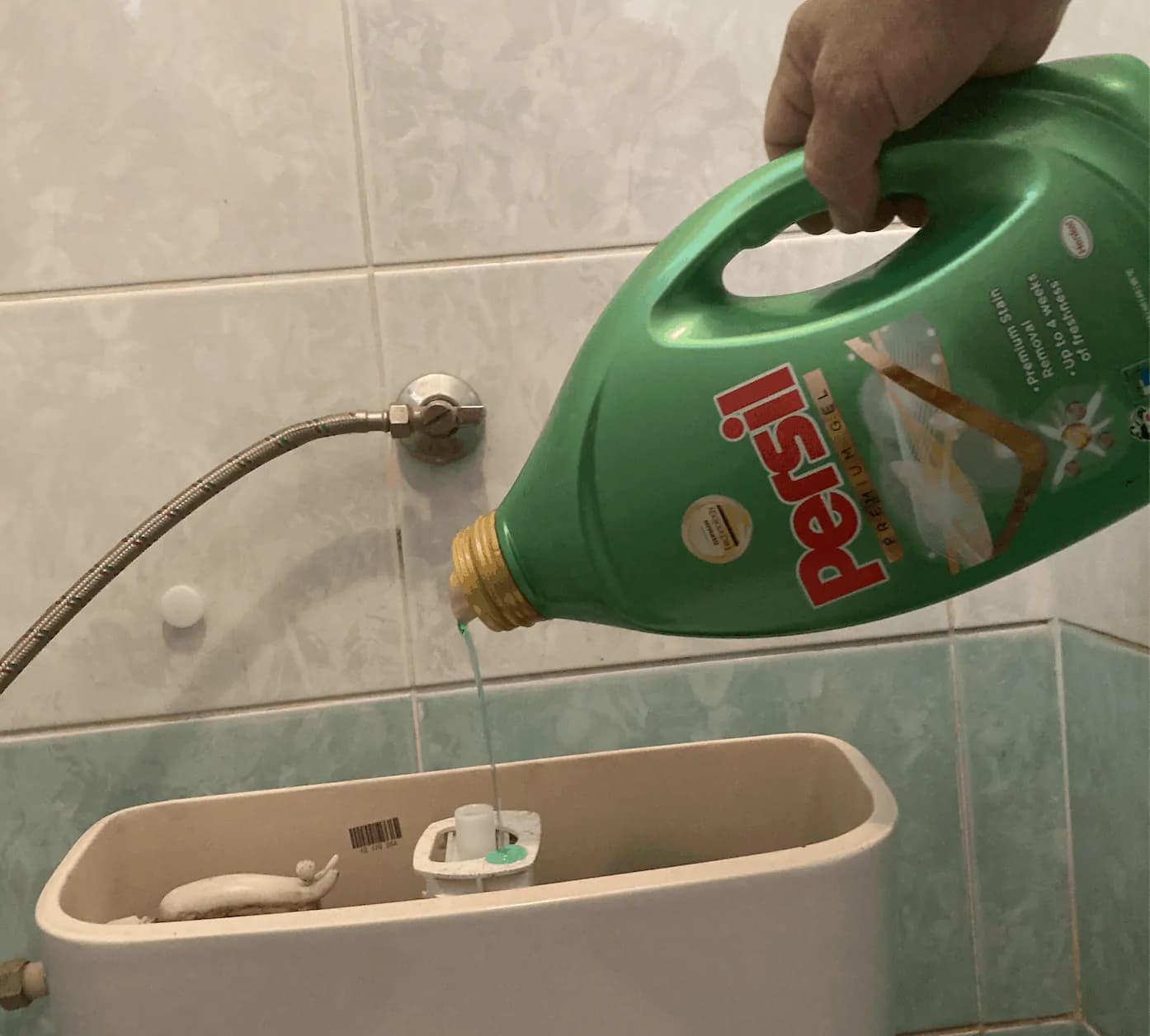 Hotelový trik, ako v momente prevoňať celú kúpeľňu: Len sa otvoria dvere a hneď cítiť tú úžasnú vôňu!