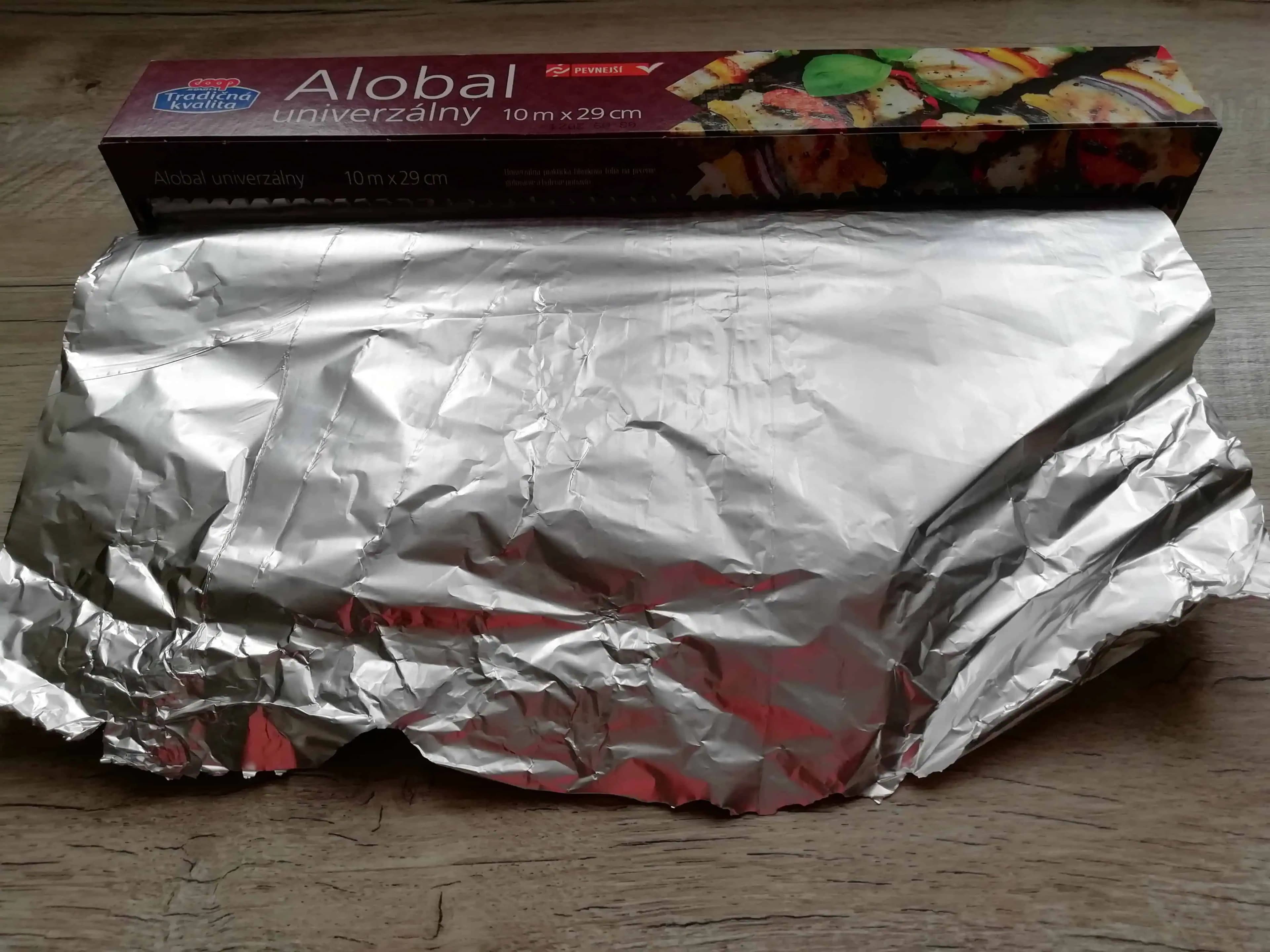 ALOBAL máme doma všetci, ale toto by mi nenapadlo ani vo sne: Nie je dobrý len na pečenie, dokáže túto geniálnu vec u vás doma!