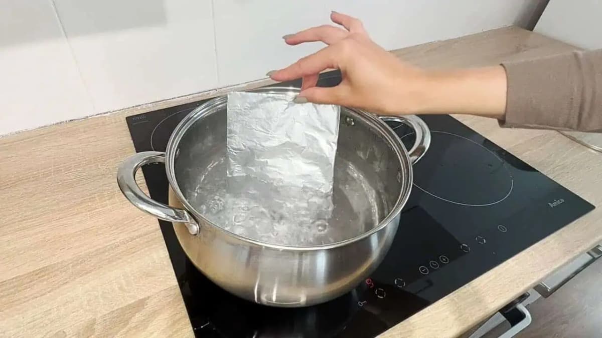 Viete, prečo treba hodiť ALOBAL do vriacej vody? Poradila mi to skúsená gazdiná a je to perfektná pomoc v domácnosti!