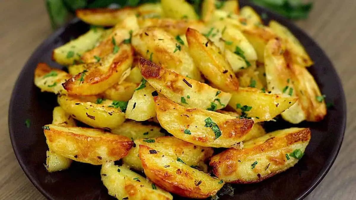 Fantastické NEAPOLSKÉ pečené zemiaky: Moje deti už hranolky vôbec nechcú!